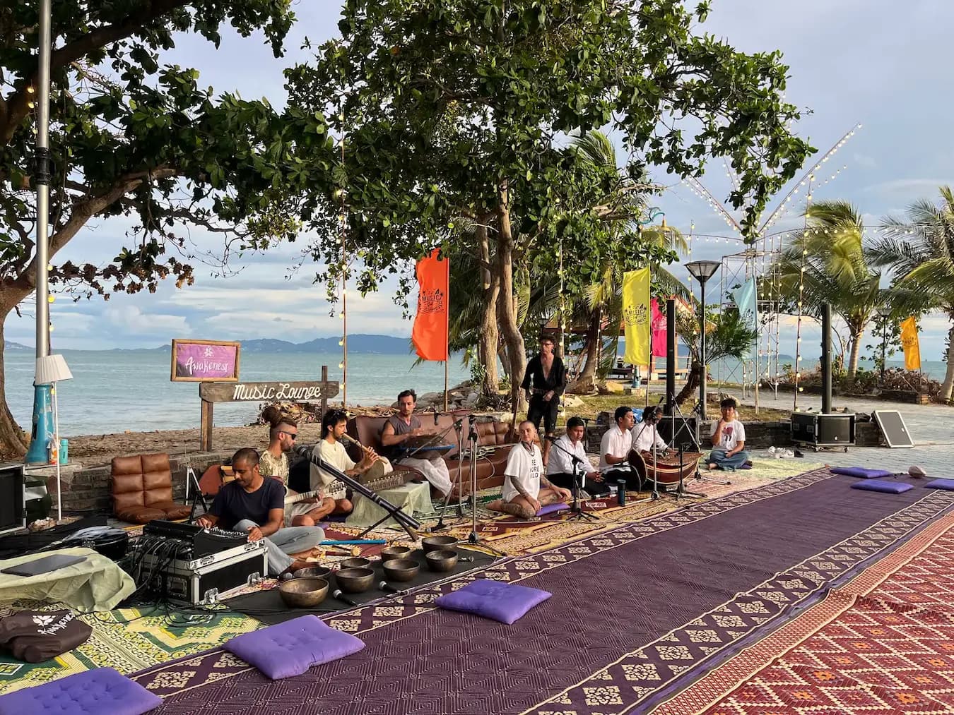 A moment from Music Lounge by the Sea at Awakenest.