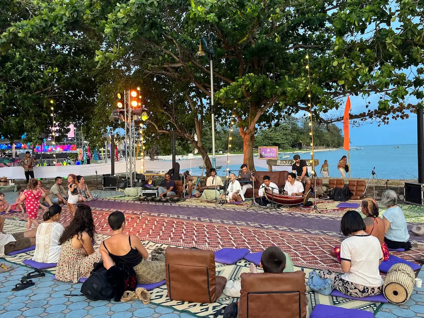 A moment from Music Lounge by the Sea at Awakenest.